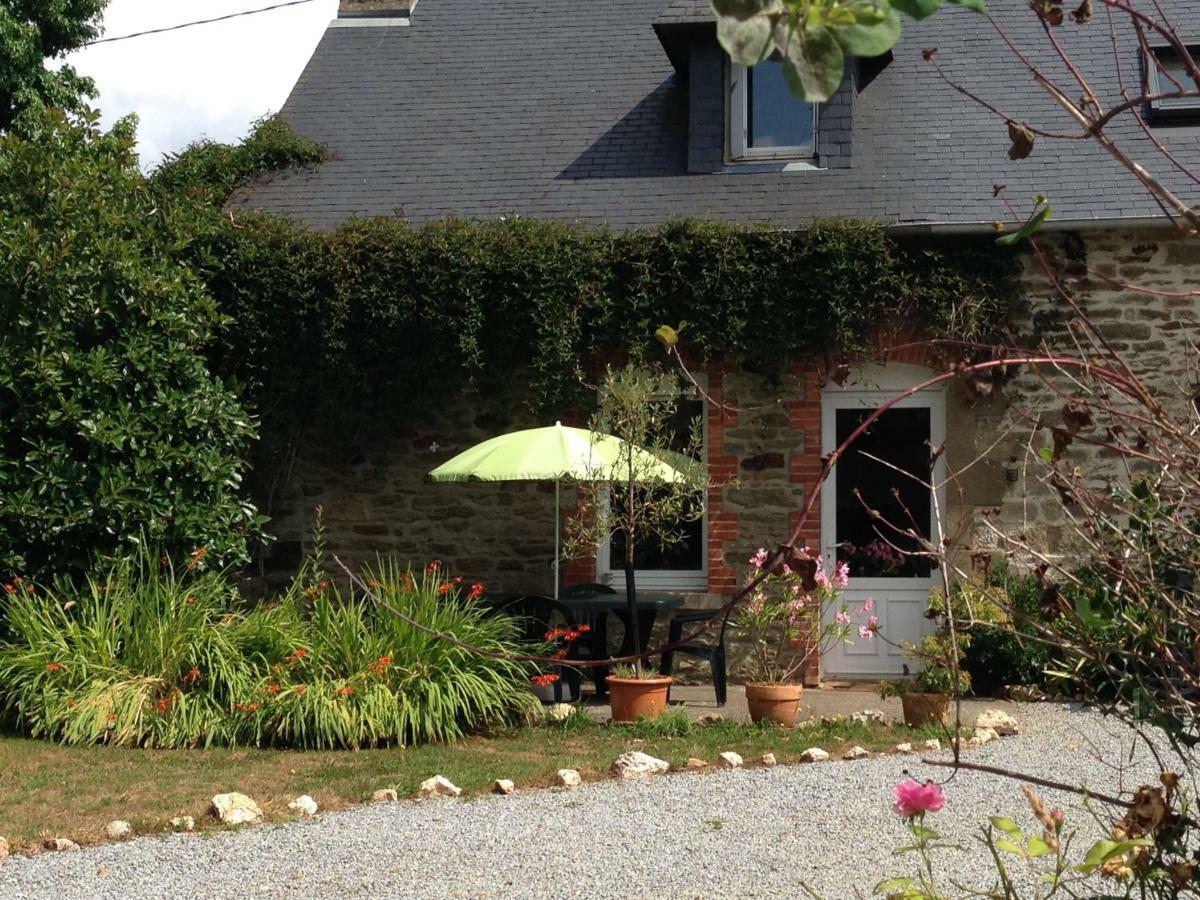 La Ville De Mainguy Josselin Exterior foto